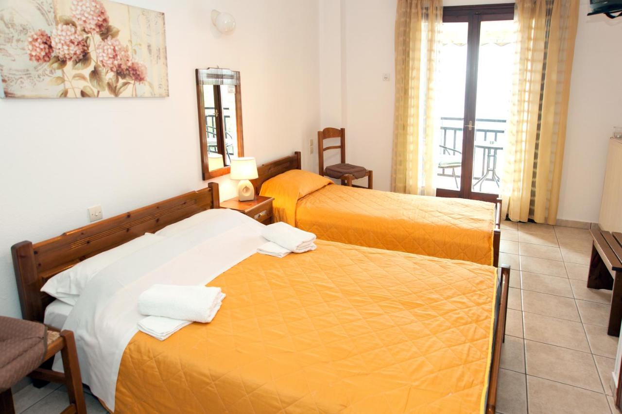 Hotel Platanidia Exterior photo